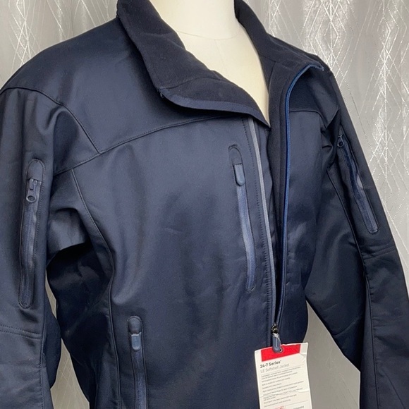 Tru-Spec LE Soft-shell Jacket-Police Jacket - Picture 5 of 16